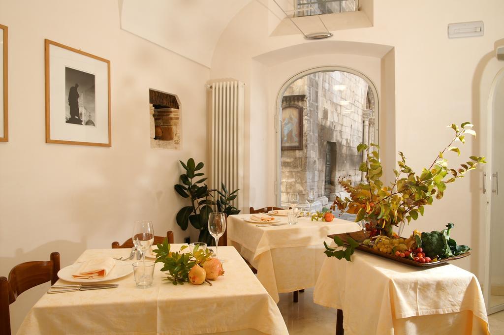 La Locanda Di Gino Sulmona Exteriör bild