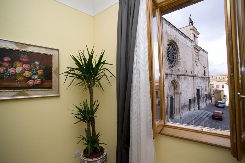La Locanda Di Gino Sulmona Exteriör bild