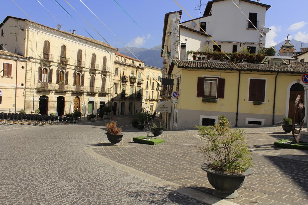 La Locanda Di Gino Sulmona Exteriör bild