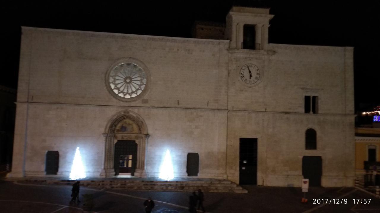 La Locanda Di Gino Sulmona Exteriör bild
