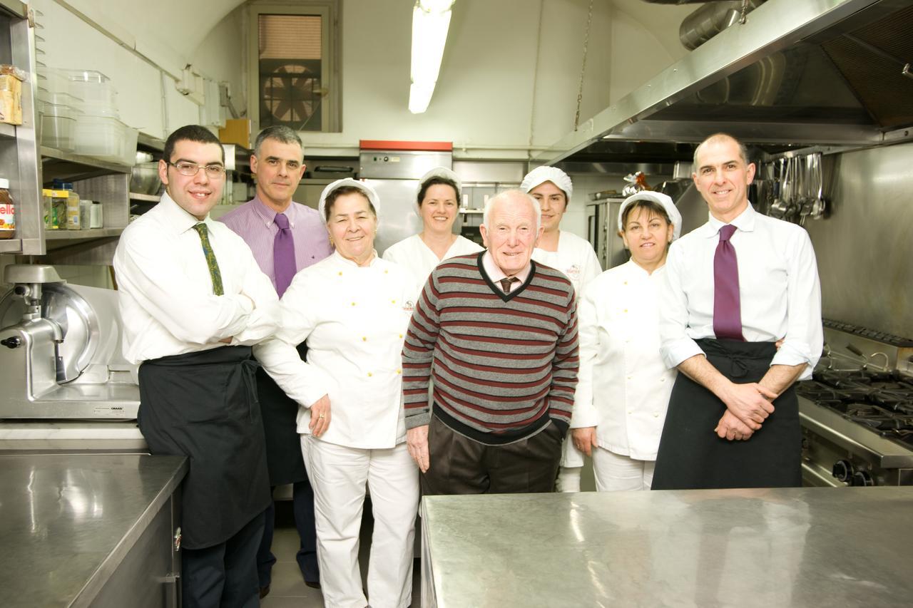 La Locanda Di Gino Sulmona Exteriör bild